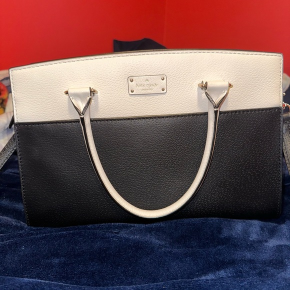 Kate Spade Satchel - Picture 3 of 3
